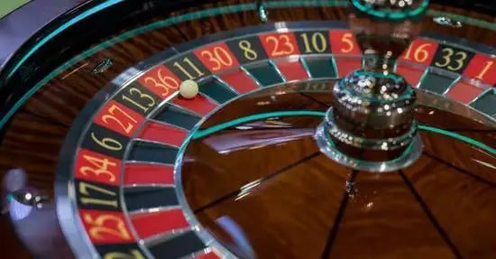 675nk La app de 675nk: slots, mesas y apuestas en tu bolsillo